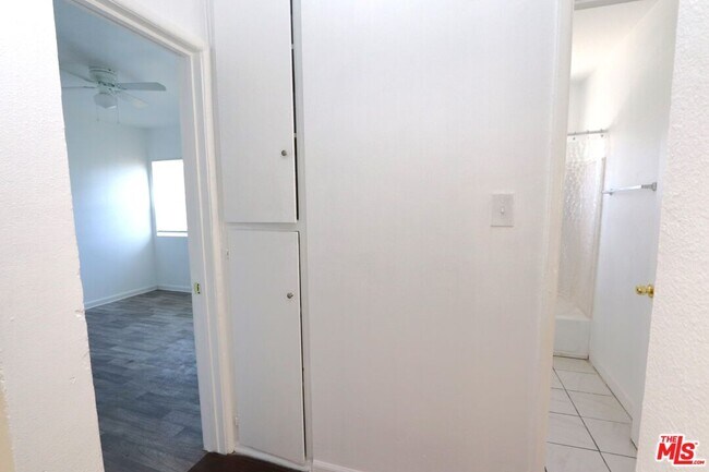 Building Photo - 8150 Sepulveda Pl