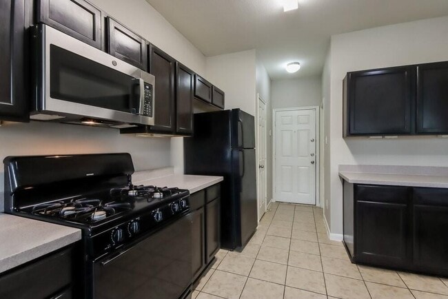 Building Photo - 18726 Walden Glen Cir