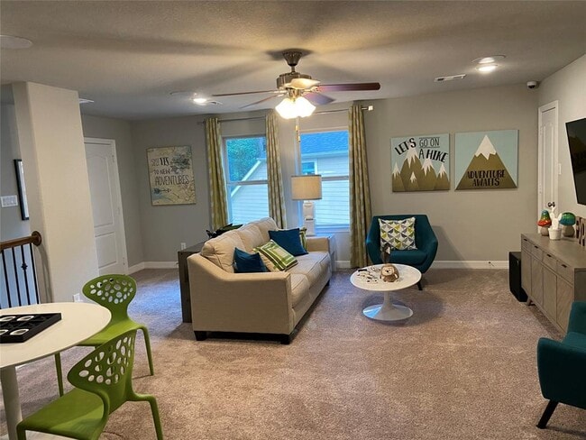 Building Photo - 135 Teralyn Grv Lp