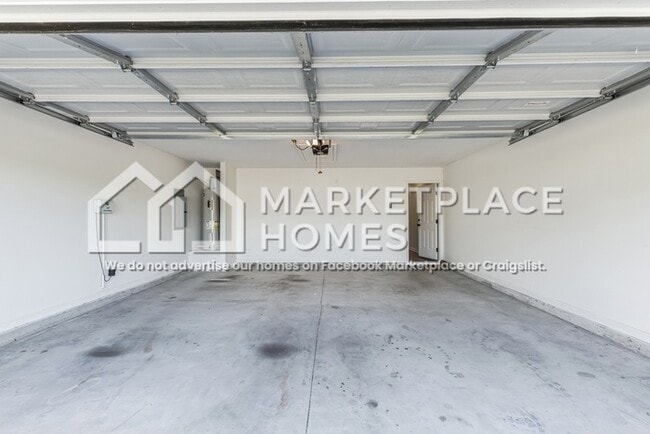 Building Photo - 803 Fenwick Ct