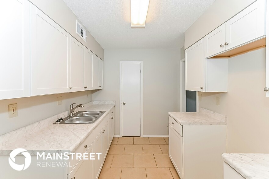 Building Photo - 3103 Greenbranch Dr