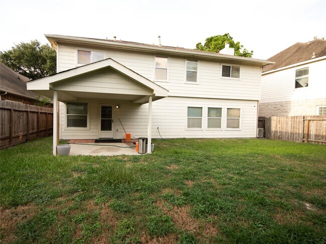 Building Photo - 2911 Quail Hawk Dr