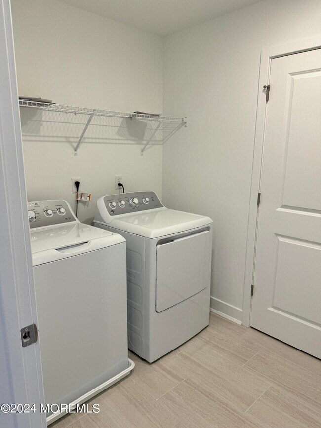 Building Photo - 153 Woolley Ct