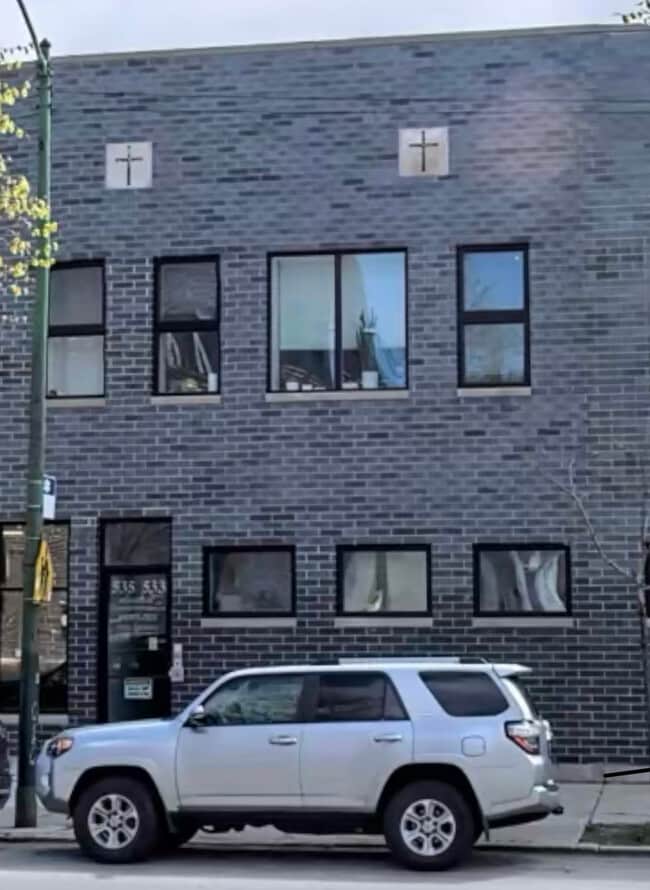 Primary Photo - 533 N Ashland Ave