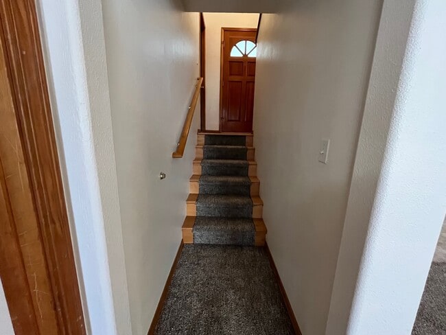 Building Photo - 1241 W Kimra St