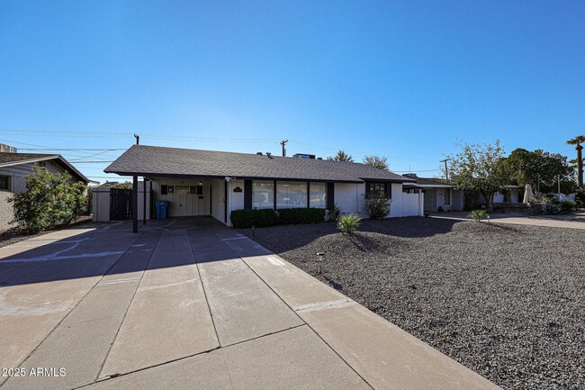 Building Photo - 4122 N 6th Ave
