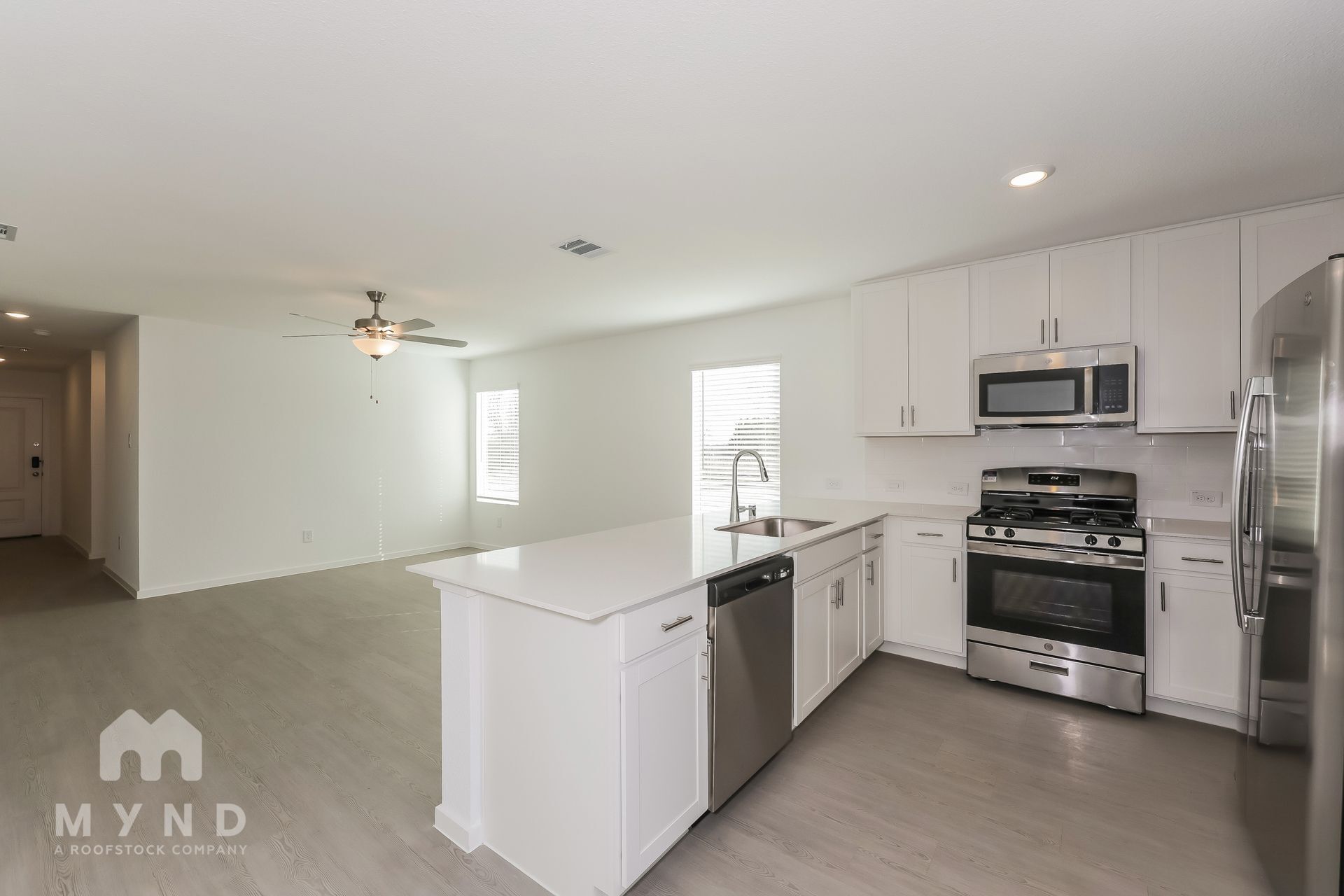 Building Photo - 2768 Ctr Crk Ln