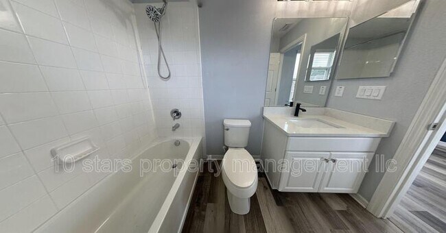 Building Photo - 7031 White Treetop Pl