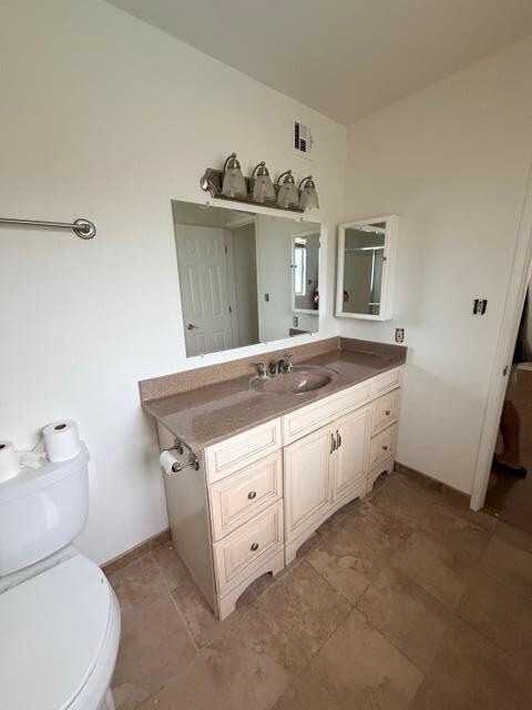 Building Photo - 1840 S Las Palmas Cir