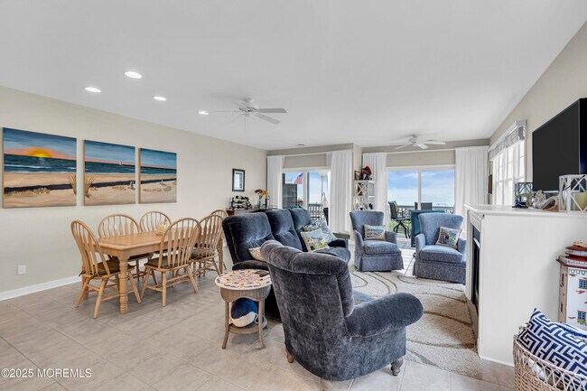 Building Photo - 209 Beach Front