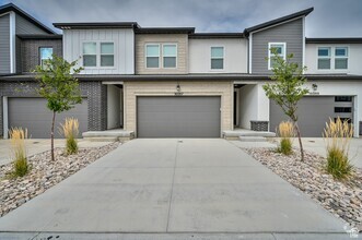 Building Photo - 16087 S Truss Dr