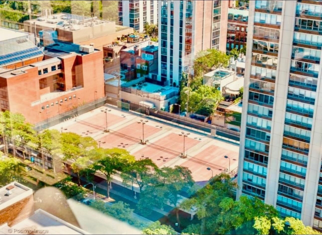 Building Photo - 1460 N Sandburg Ter