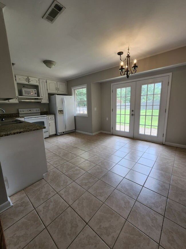 Building Photo - Foxhill Commons Subdivision