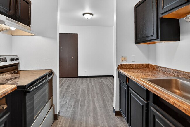 Building Photo - 3722 W Karstens Dr