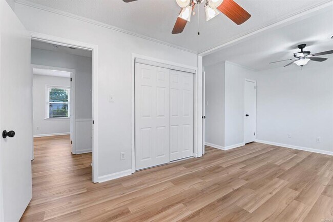 Building Photo - 111 Lori St