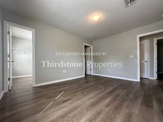 Building Photo - 1373 Tan Tara Trl