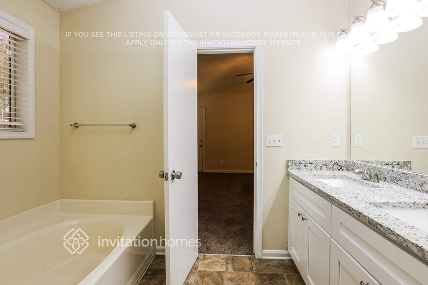 Building Photo - 1213 Trout Dr