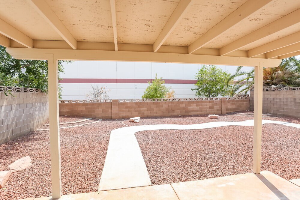 Building Photo - 7033 Golden Desert Ave