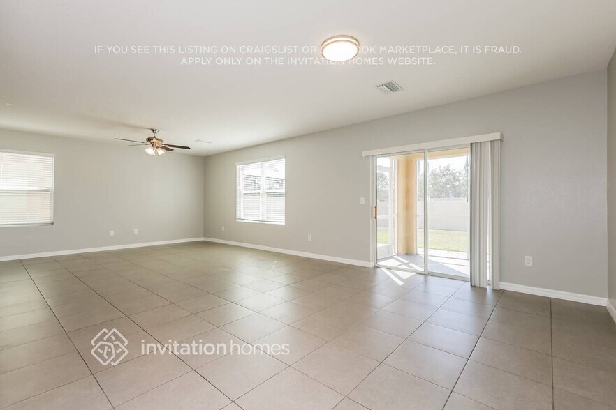 Building Photo - 4817 Silver Topaz St