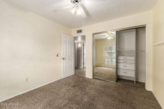 Building Photo - 4334 W Barbara Ave