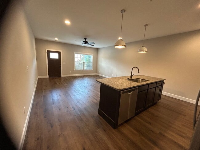 Building Photo - 2BD 2BA ONE LEVEL CONDO FOR RENT AT CYPRESS RIDGE IN ALGOOD