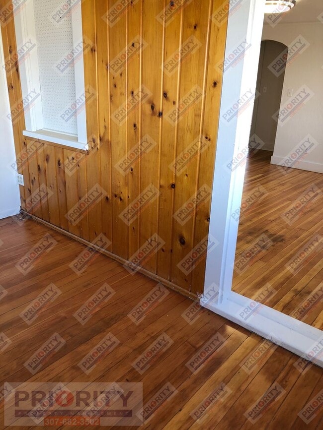 Building Photo - 2 bedroom, 1 bath, 792 sqft single-family house