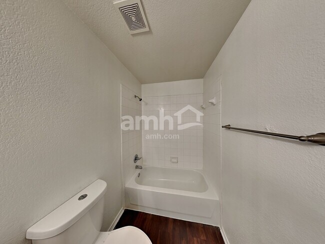 Building Photo - 7827 Copper Hollow