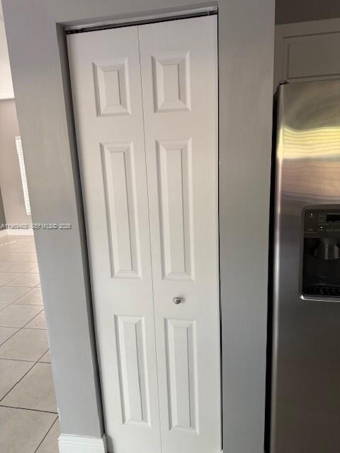 Building Photo - 2402 NE 41st Pl