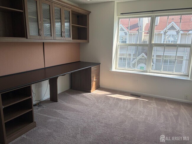 Building Photo - 14 Prestwick Way