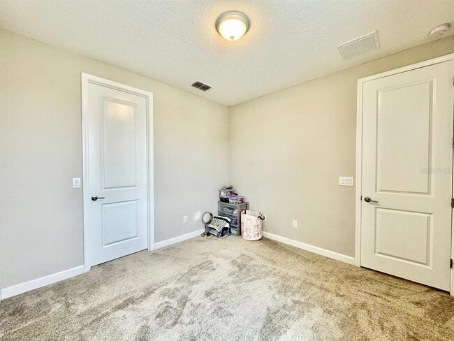 Building Photo - 2854 Hilliard Dr