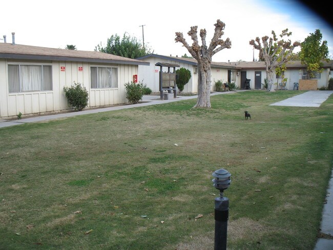 Building Photo - 132 L Street