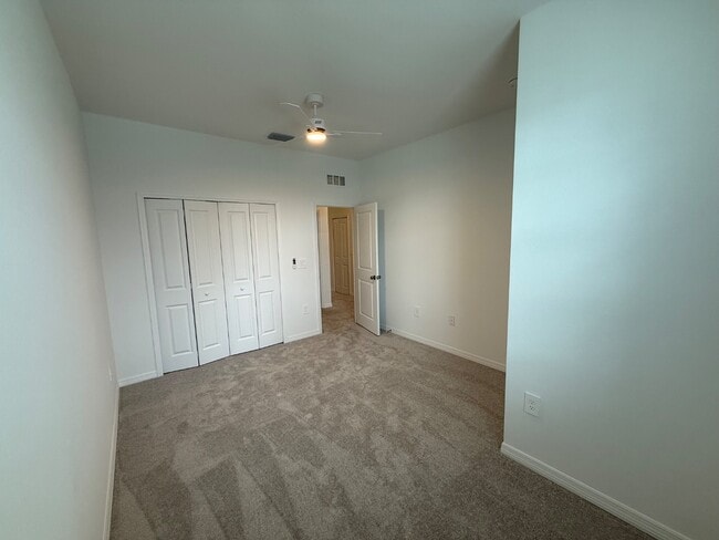 Building Photo - 14995 White Pearl Rd