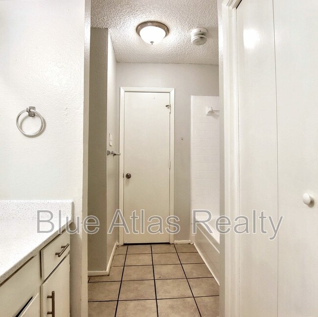 Building Photo - 1714 Fitzgerald Ct