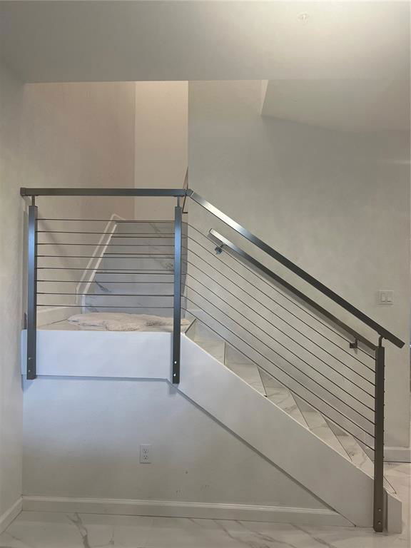 Building Photo - 221 SW 159th Way