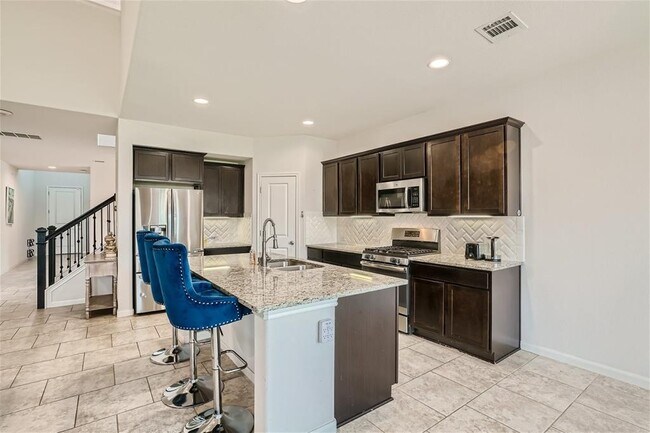 Building Photo - 5826 Casstello Dr