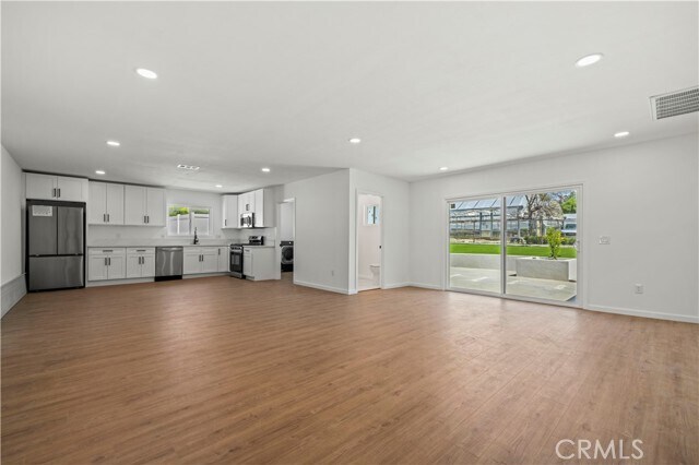 Building Photo - 11549 Kagel Canyon St