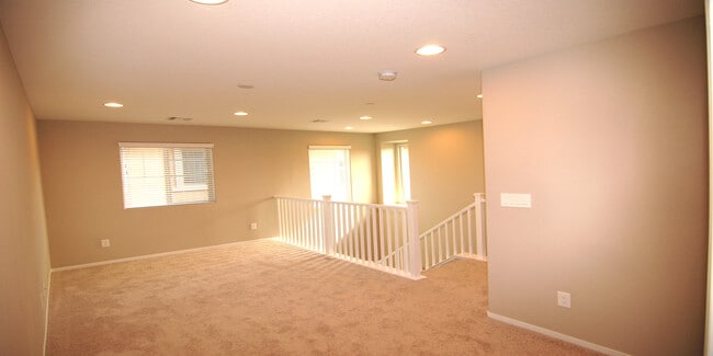 Building Photo - 288 Homeward Way