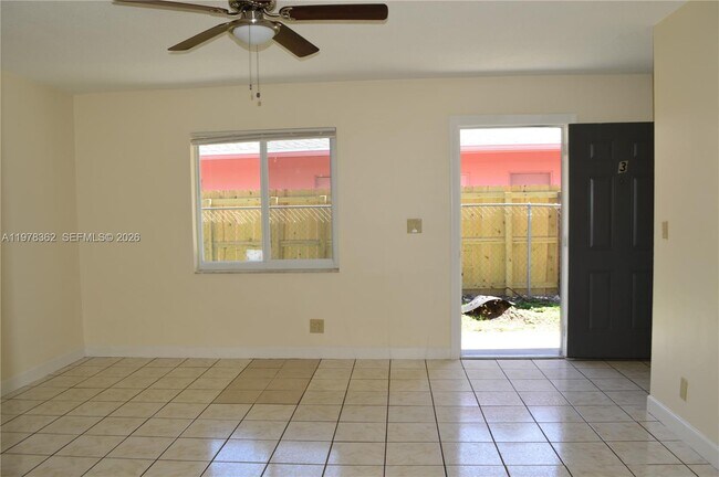 Building Photo - 701 SW 15th Ave