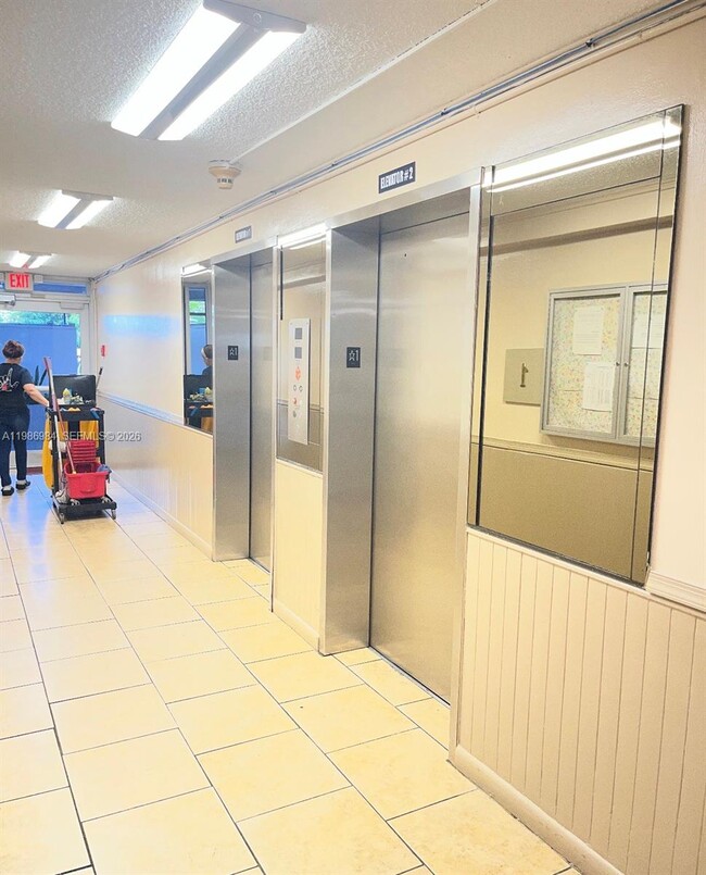 Building Photo - 1251 NE 108th St