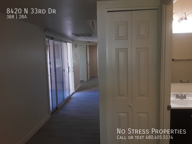 Building Photo - 8420 N 33rd Dr