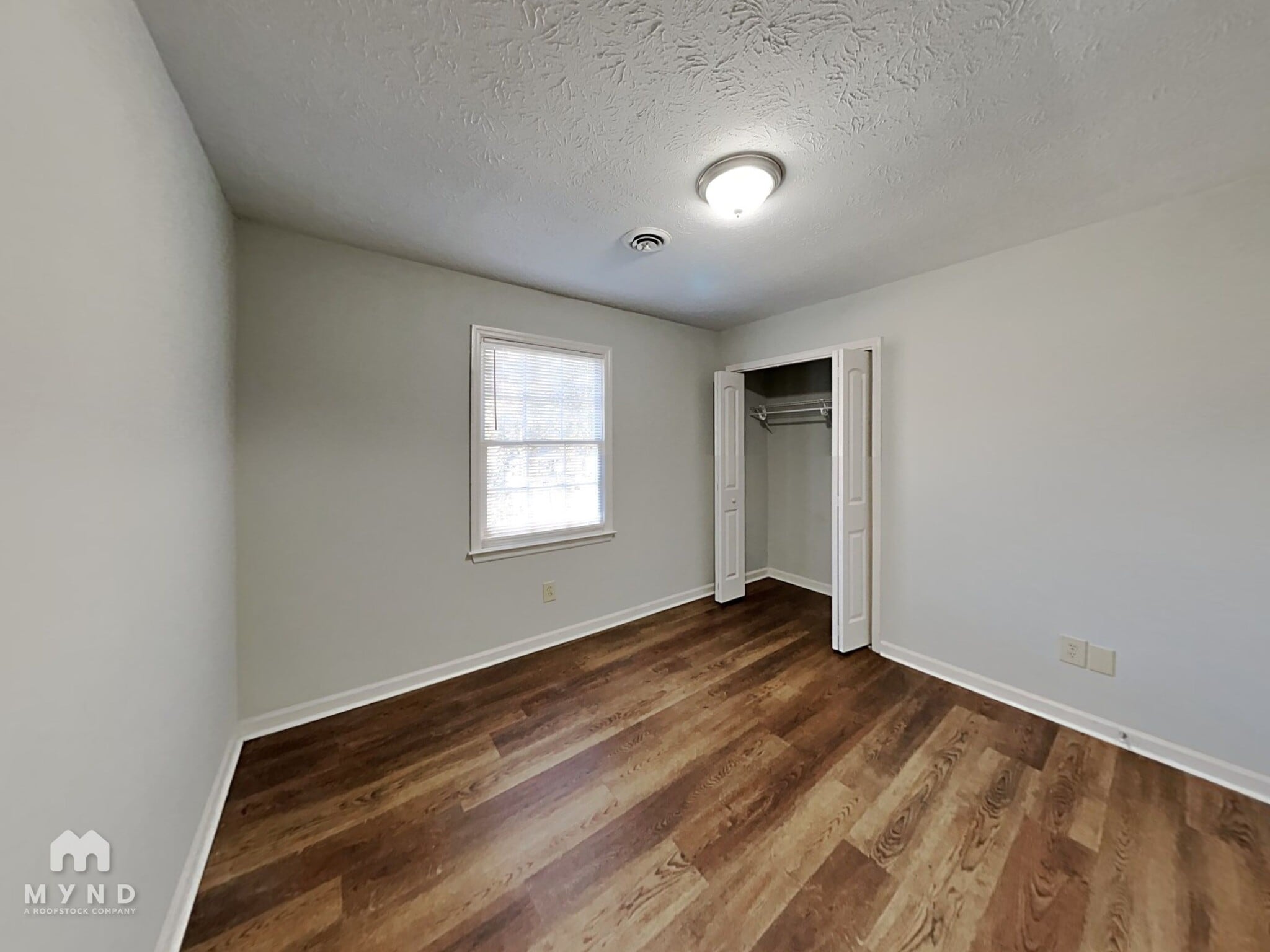 Building Photo - 421 Cabriolet Ct