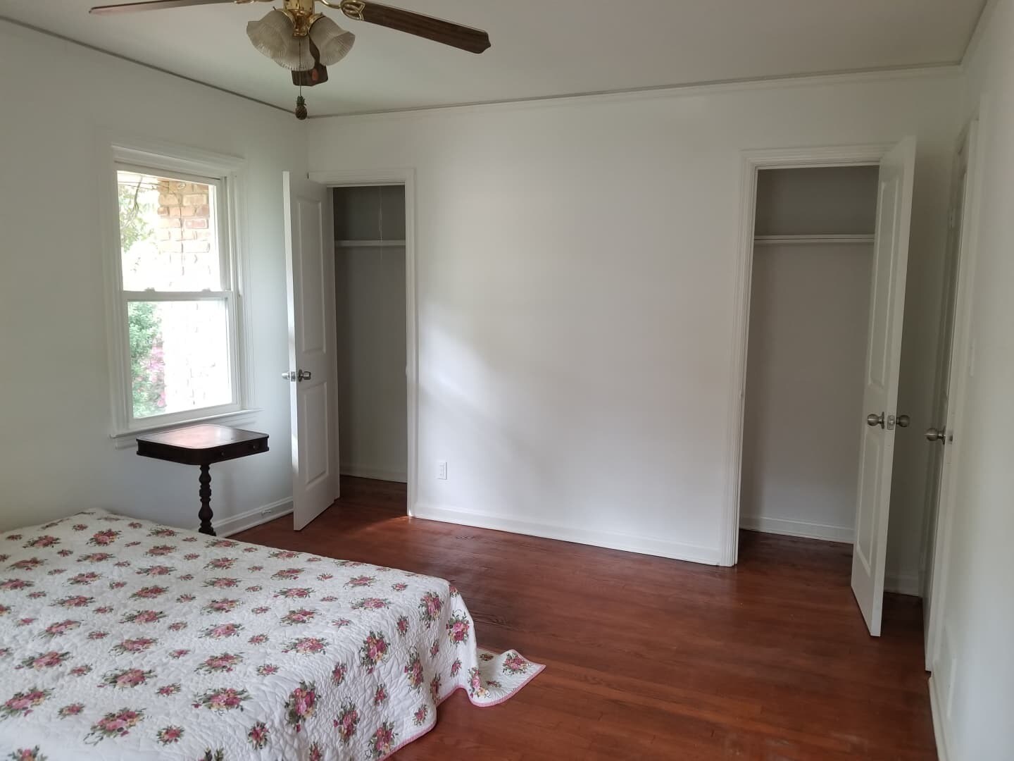 Building Photo - 2079 Honeysuckle Ln SW