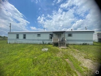 Building Photo - 3 BR 2 Bath 1,280 sq ft singlewide mobile ...