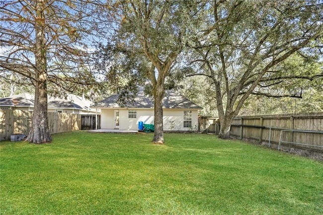 Building Photo - 4291 Poplar Dr