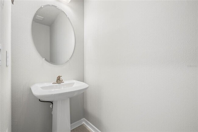 Building Photo - 28575 Cozy Creek Dr