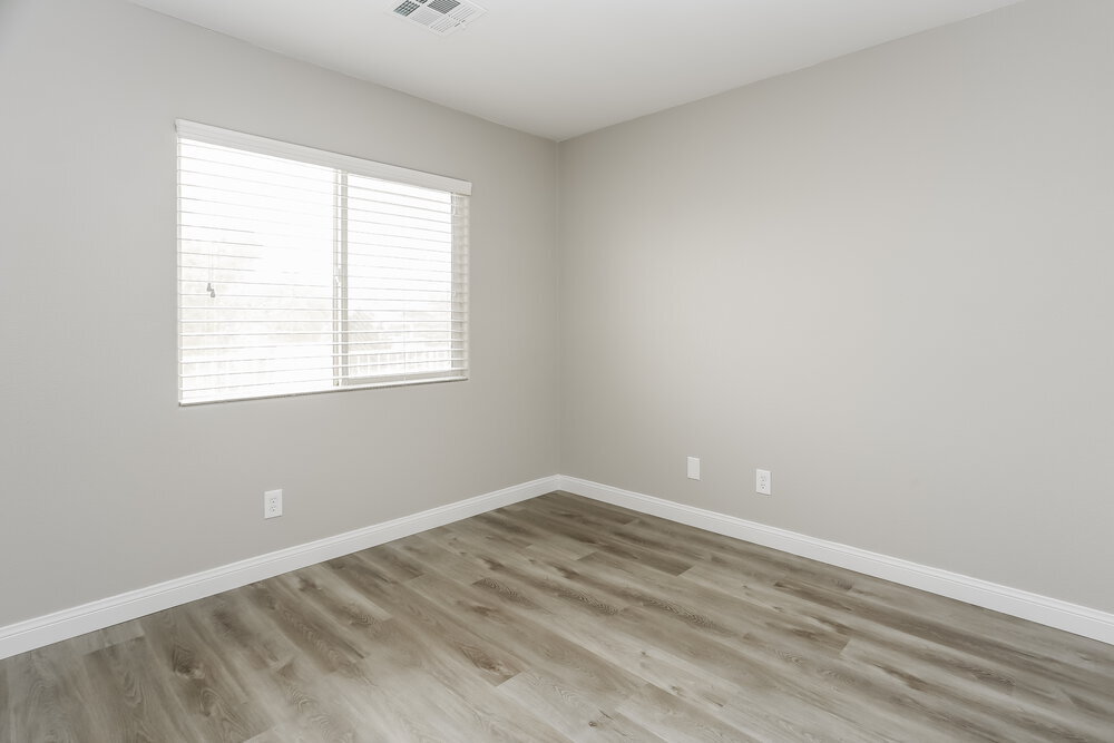 Building Photo - 8724 Honey Vine Ave