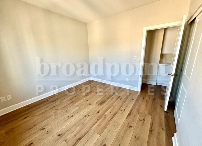 Building Photo - 1501 San Elijo Rd S