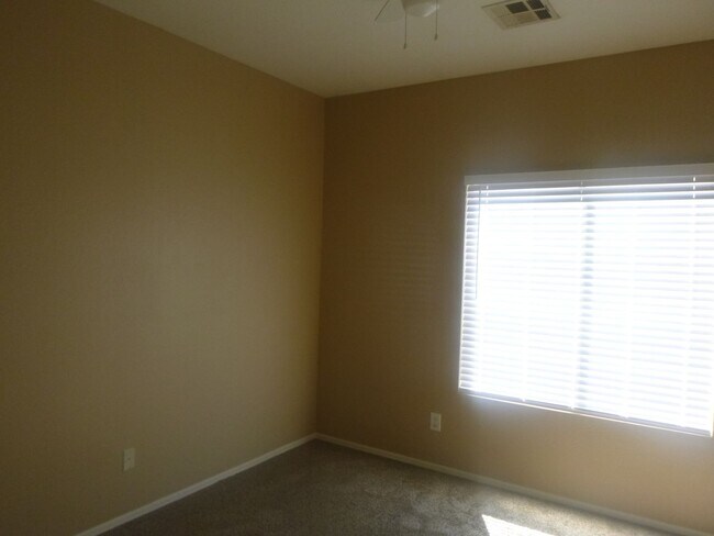 Building Photo - Great 4 bdrm in Johnson Ranch-San Tan Valley