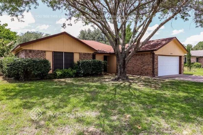 Building Photo - 6408 Big Springs Dr