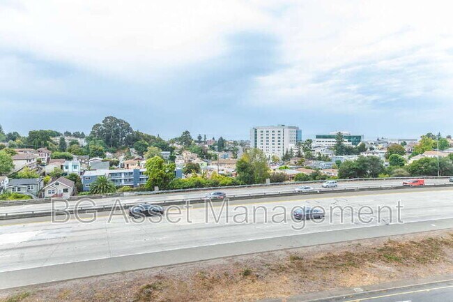 Building Photo - 1459 MacArthur Blvd
